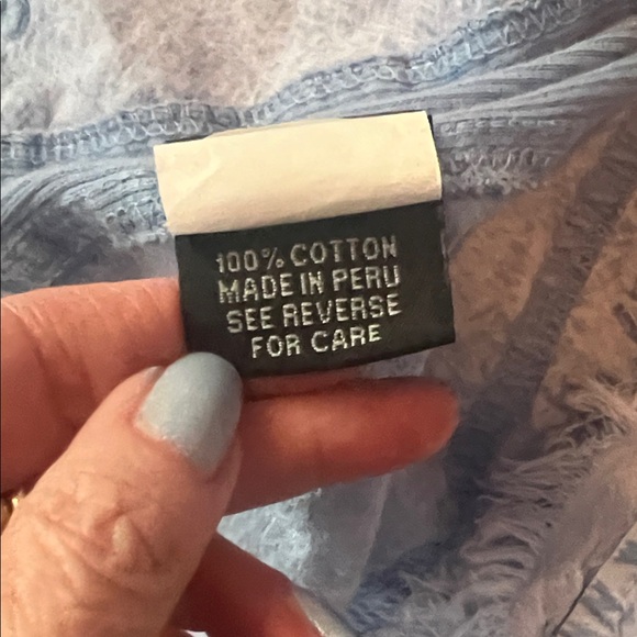 Vintage Frayed Edge Embroidered Denim Jacket says M but fits a S - Picture 6 of 13